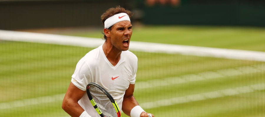 Rafa Nadal celebra un punto en Wimbledon Rafa Nadal celebra un punto en Wimbledon