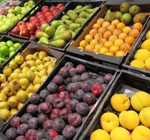 Imagen de frutas en un supermercado Imagen de frutas en un supermercado