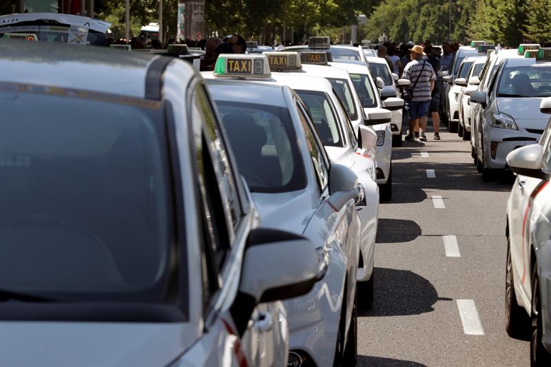 La huelga de taxistas en Baleares tiene un seguimiento del 100% y transcurre sin incidentes La huelga de taxistas en Baleares tiene un seguimiento del 100% y transcurre sin incidentes