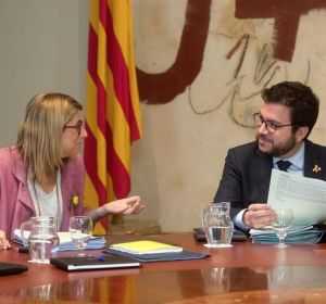 Elsa Artadi y el vicepresidente y titular del departamento de Economía y Hacienda, Pere Aragonés Elsa Artadi y el vicepresidente y titular del departamento de Economía y Hacienda, Pere Aragonés