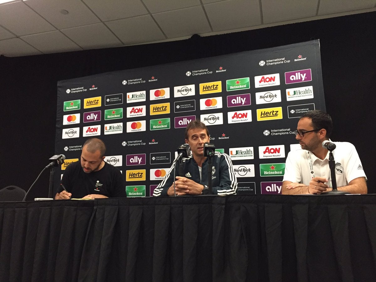 Lopetegui: "Como entrenador es un reto apasionante reinventar un Real Madrid sin Cristiano" Lopetegui: "Como entrenador es un reto apasionante reinventar un Real Madrid sin Cristiano"
