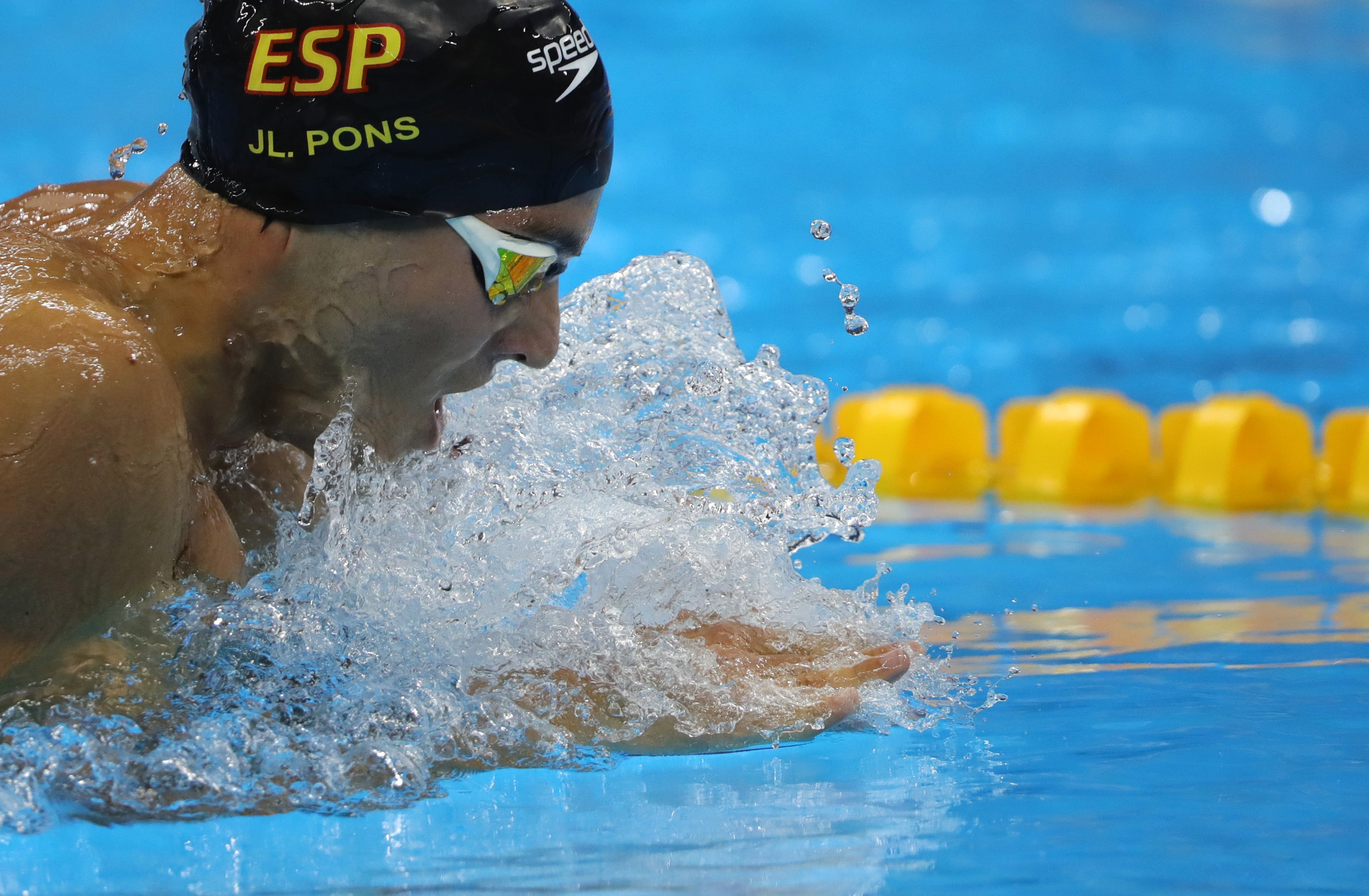 Joan Lluis Pons, medalla de bronce en los 400 metros estilos del Europeo de Glasgow Joan Lluis Pons, medalla de bronce en los 400 metros estilos del Europeo de Glasgow