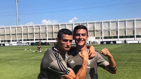 Cristiano y dybala en un entrenamiento con la Juventus