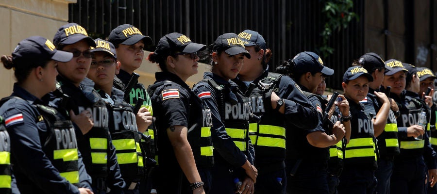 Agentes de policía en Costa Rica Agentes de policía en Costa Rica