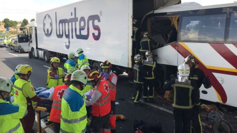  Accidente de tr&aacute;fico a la salida de la M50 a A2. 