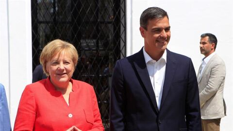 &Aacute;ngela Merkel y Pedro S&aacute;nchez