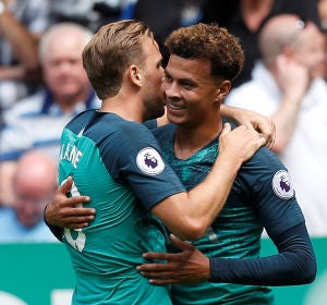 Jugadores del Tottenham celebrando un gol Jugadores del Tottenham celebrando un gol