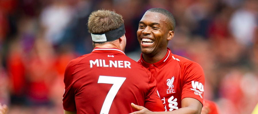 Jugadores del Liverpool celebran un gol Jugadores del Liverpool celebran un gol