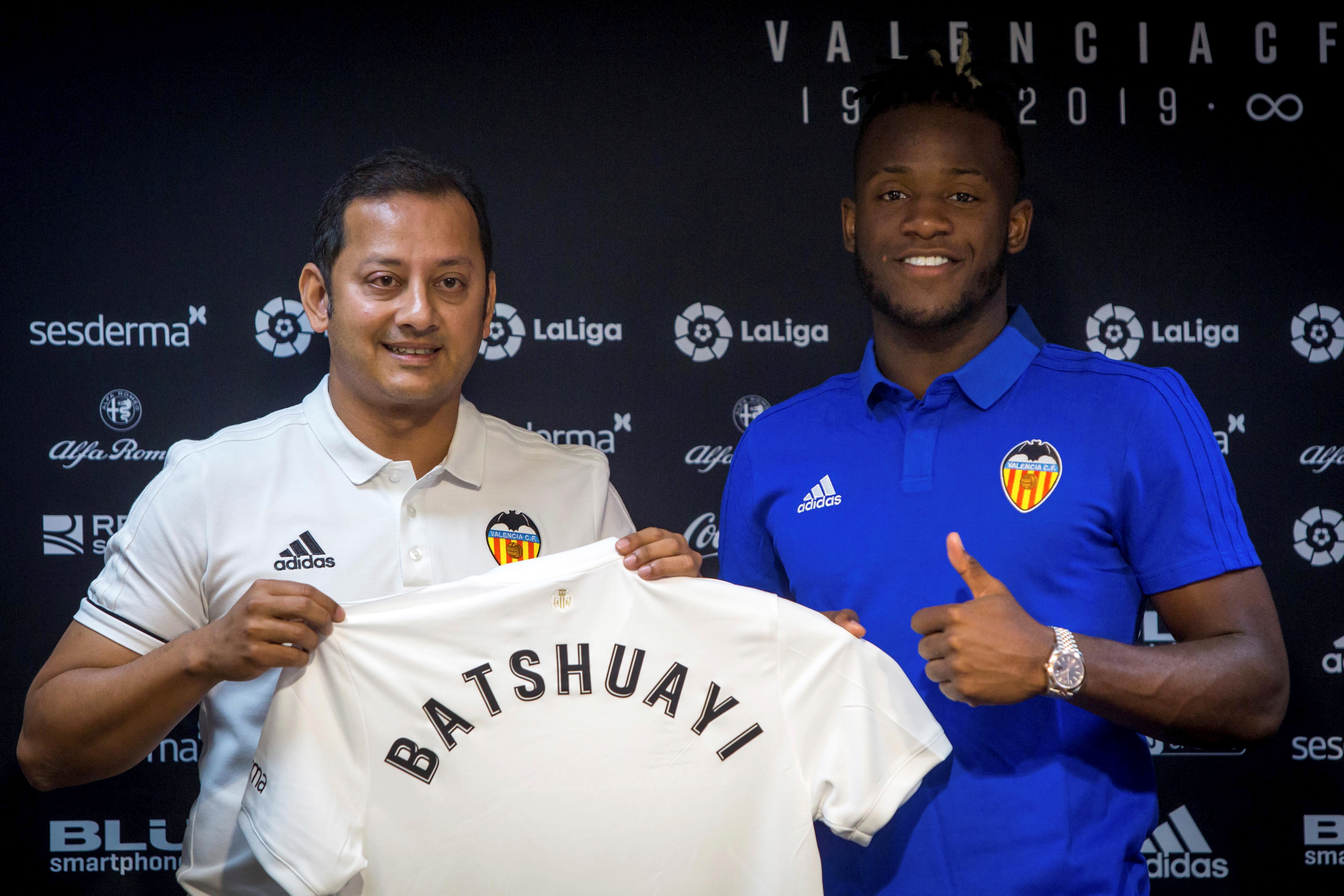 Batshuayi: "He venido a Valencia a jugar más de cuatro partidos de Champions" Batshuayi: "He venido a Valencia a jugar más de cuatro partidos de Champions"