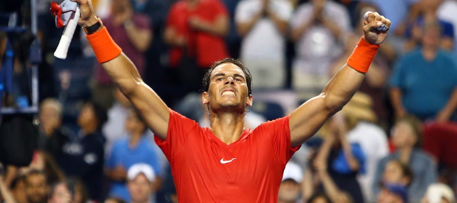 Rafa Nadal celebra su triunfo Rafa Nadal celebra su triunfo