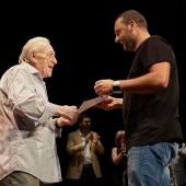 Entrega del premio a Francisco Muñoz Alba
