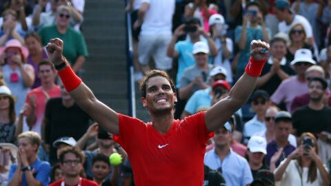 Rafa Nadal celebrando una victoria