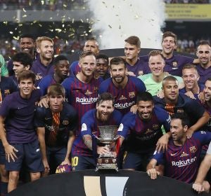 F.C Barcelona celebrando la Supercopa de España F.C Barcelona celebrando la Supercopa de España