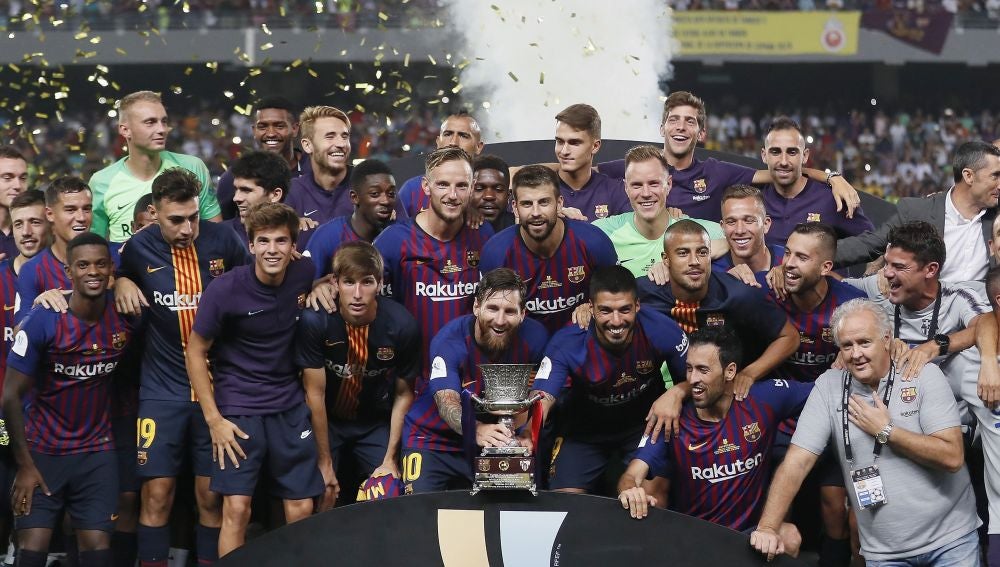 F.C Barcelona celebrando la Supercopa de España