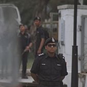 Un policía en Malasia