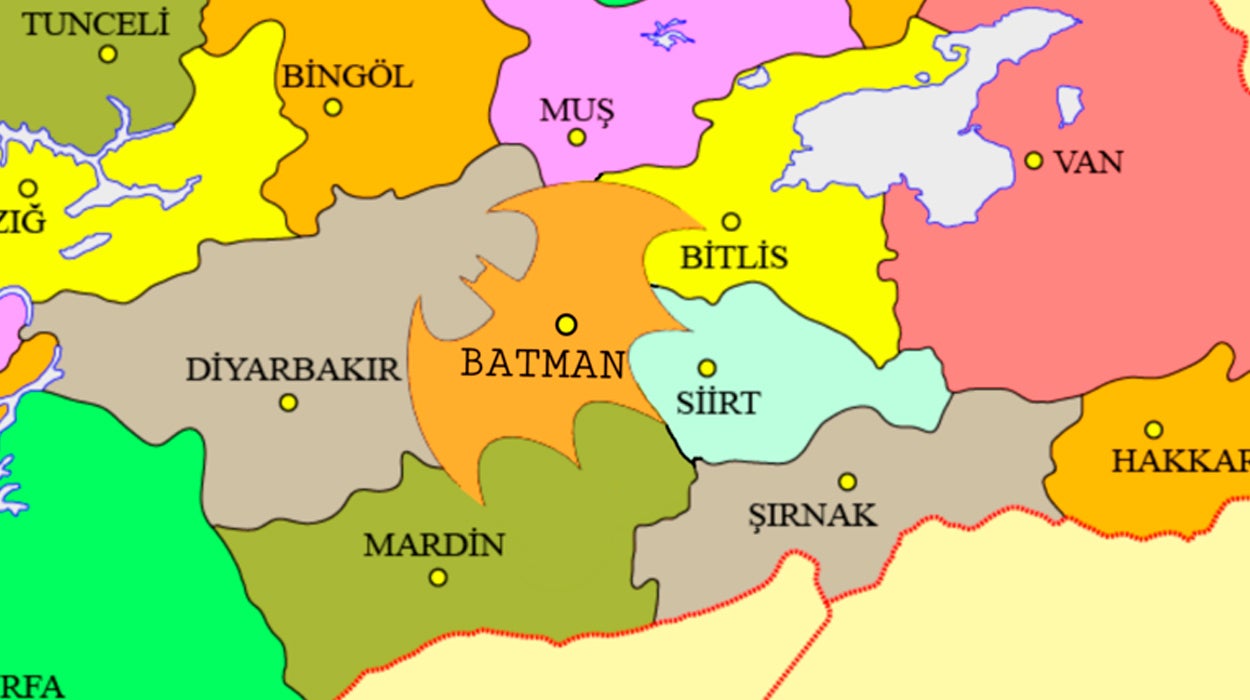 Piden ajustar la frontera de la provincia turca de Batman al logotipo del superhéroe Piden ajustar la frontera de la provincia turca de Batman al logotipo del superhéroe