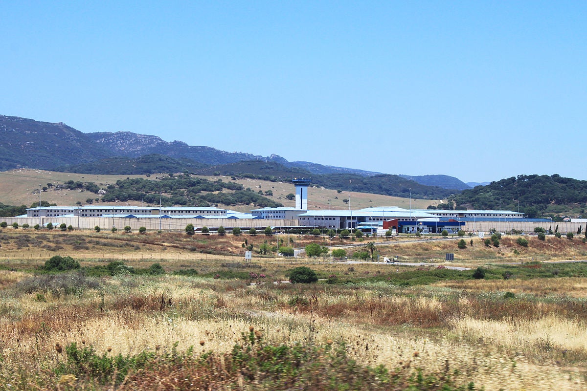 Sale de la cárcel la etarra Leire Etxeberria tras cumplir 12 años Sale de la cárcel la etarra Leire Etxeberria tras cumplir 12 años