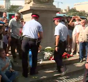 Homenaje a las víctimas de los atentados de Barcelona y Cambrils Homenaje a las víctimas de los atentados de Barcelona y Cambrils