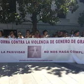 Concentración en repulsa al crimen de violencia de género sucedido en Dúrcal Concentración en repulsa al crimen de violencia de género sucedido en Dúrcal