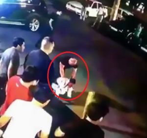 Matan a golpes en plena calle a Jamshid Kenzhayev, campeón de MMA y lucha libre Matan a golpes en plena calle a Jamshid Kenzhayev, campeón de MMA y lucha libre