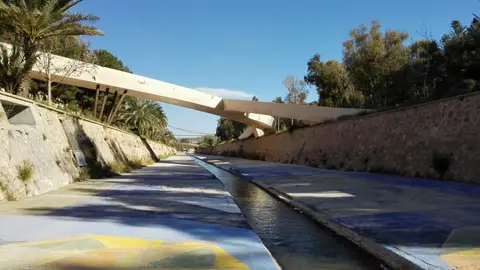 Ladera del río Vinalopó de Elche. Ladera del río Vinalopó de Elche.