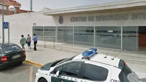 La Guardia Civil de Tomelloso detuvo a una joven y después quedó en libertad La Guardia Civil de Tomelloso detuvo a una joven y después quedó en libertad
