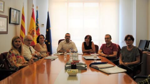 El acalde, Jos&eacute; Benlloch, y la directora general de Salud P&uacute;blica, Ana Mar&iacute;a Garc&iacute;a.