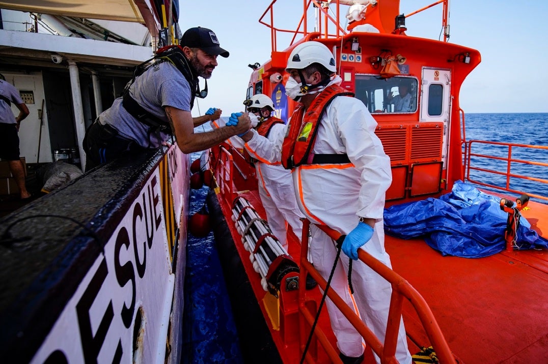 Proactiva Open Arms llega a Motril Proactiva Open Arms llega a Motril