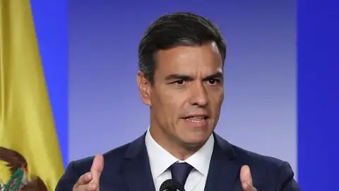 El presidente del Gobierno español, Pedro Sánchez, durante la rueda de prensa tras su reunión con el presidente de Colombia. El presidente del Gobierno español, Pedro Sánchez, durante la rueda de prensa tras su reunión con el presidente de Colombia.