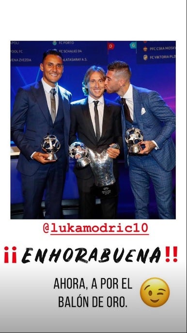 Sergio Ramos felicita a Modric: "Ahora, a por el Balón de Oro" Sergio Ramos felicita a Modric: "Ahora, a por el Balón de Oro"
