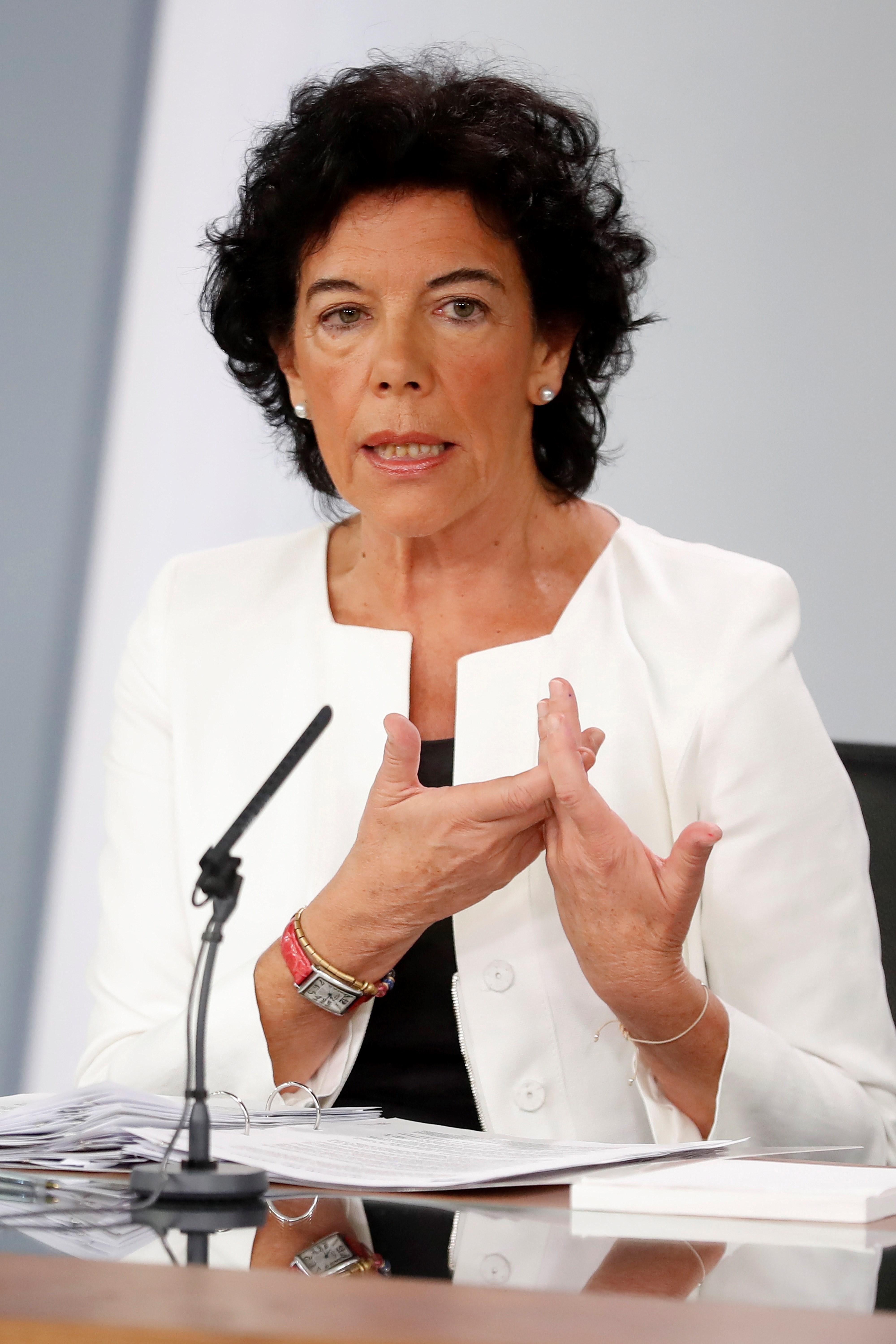 El Gobierno llama a Torra a "rebajar la tensión" y, aunque no se ha planteado el 155, recuerda que hay "límites" claros El Gobierno llama a Torra a "rebajar la tensión" y, aunque no se ha planteado el 155, recuerda que hay "límites" claros