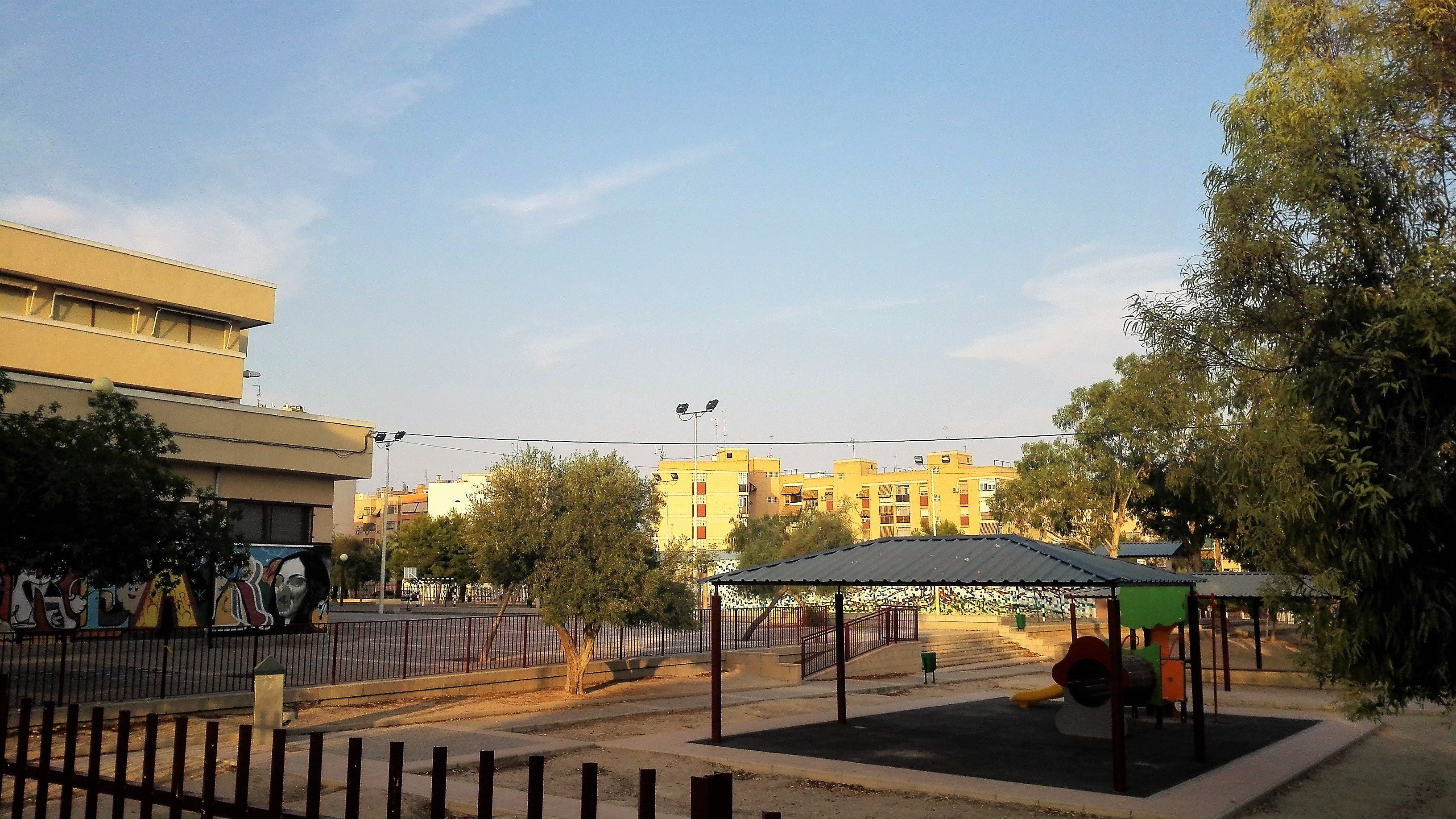 Para Podemos la falta de profesores en Elche supone la “vulneración del derecho a la educación” de los escolares afectados Para Podemos la falta de profesores en Elche supone la “vulneración del derecho a la educación” de los escolares afectados