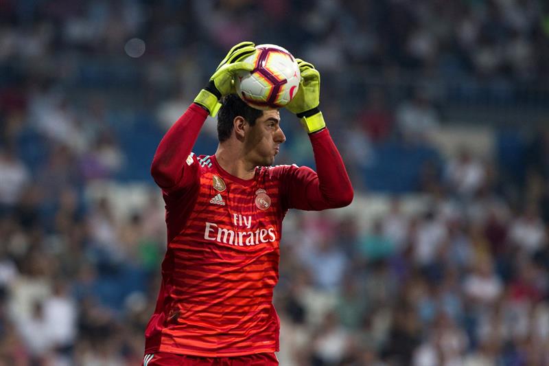 Courtois: "Keylor y yo tenemos una gran relación; no nos estamos pegando todo el día" Courtois: "Keylor y yo tenemos una gran relación; no nos estamos pegando todo el día"
