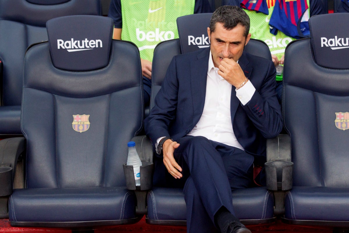 Valverde, sobre Piqué: "Es un jugador que, muchas veces sin querer, está en boca de todos" Valverde, sobre Piqué: "Es un jugador que, muchas veces sin querer, está en boca de todos"