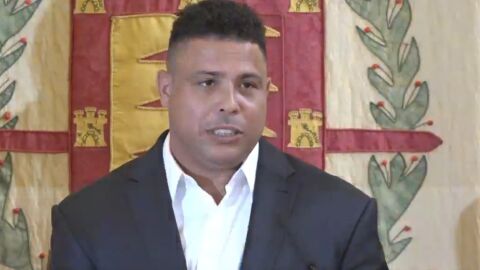 Ronaldo, en su primer d&iacute;a como m&aacute;ximo accionista del Valladolid