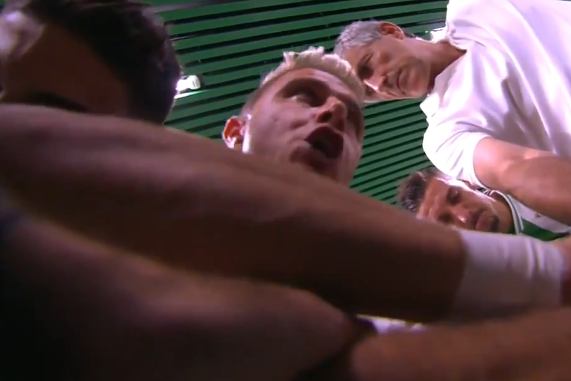 Brutal arenga de Joaquín antes del Betis - Sevilla: "Ya sabemos lo que nos jugamos hoy" Brutal arenga de Joaquín antes del Betis - Sevilla: "Ya sabemos lo que nos jugamos hoy"