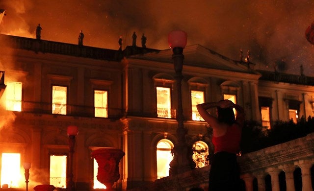 Un incendio consume el Museo Nacional de Río de Janeiro Un incendio consume el Museo Nacional de Río de Janeiro