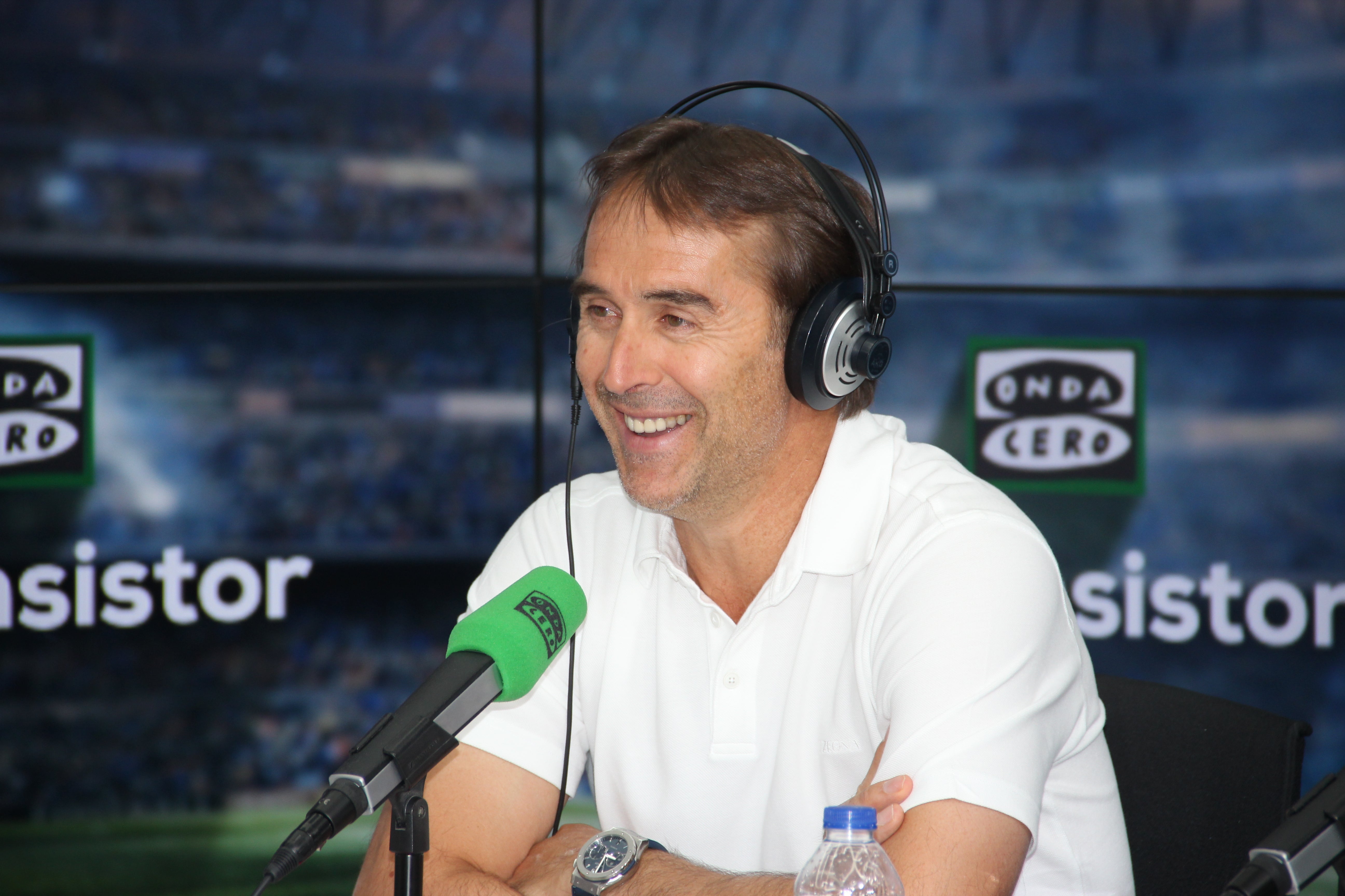 Aquí puedes VER el vídeo completo de la entrevista a Lopetegui en El Transistor Aquí puedes VER el vídeo completo de la entrevista a Lopetegui en El Transistor