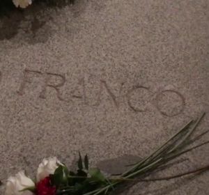 La familia de Franco pide al Defensor del Pueblo que impugne la exhumación de los restos del dictador ante el Tribunal Constitucional La familia de Franco pide al Defensor del Pueblo que impugne la exhumación de los restos del dictador ante el Tribunal Constitucional