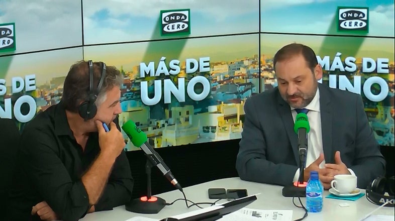 Ábalos, sobre la retirada de lazos amarillos: "La ciudadanía no debe suplantar los poderes de la Administración" Ábalos, sobre la retirada de lazos amarillos: "La ciudadanía no debe suplantar los poderes de la Administración"