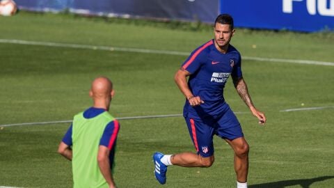 Vitolo regresa a los entrenamientos con el Atl&eacute;tico de Madrid