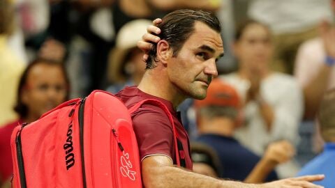 Federer dice adi&oacute;s al US Open en octavos de final