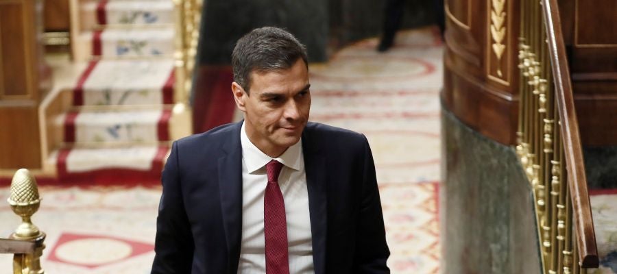 El presidente del Ejecutivo, Pedro Sánchez, entra al hemiciclo del Congreso de los Diputados El presidente del Ejecutivo, Pedro Sánchez, entra al hemiciclo del Congreso de los Diputados