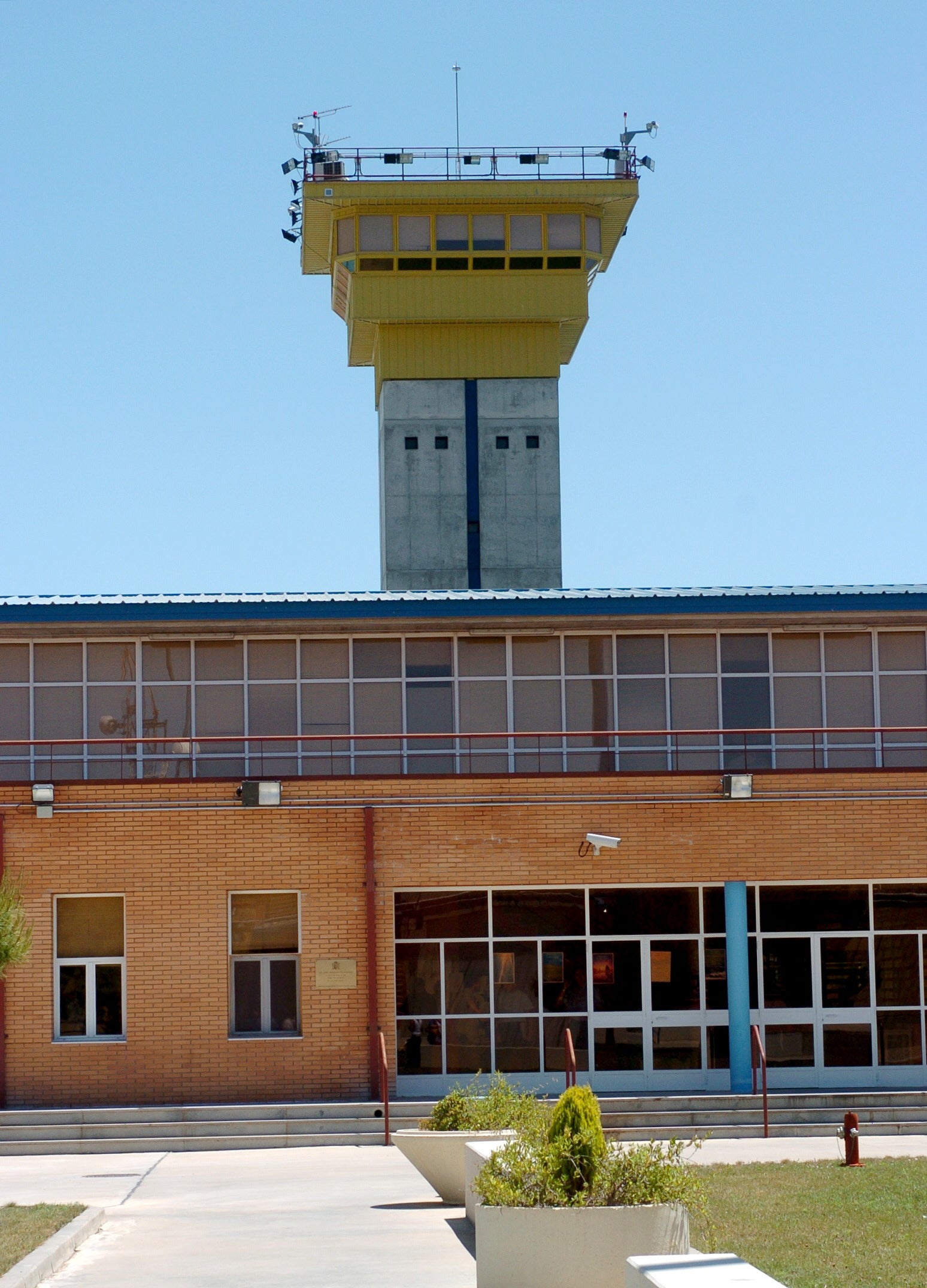 Dos condenados por el 11M integraban el "frente de cárceles" yihadista Dos condenados por el 11M integraban el "frente de cárceles" yihadista