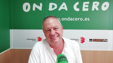 CARLOS S&Aacute;NCHEZ