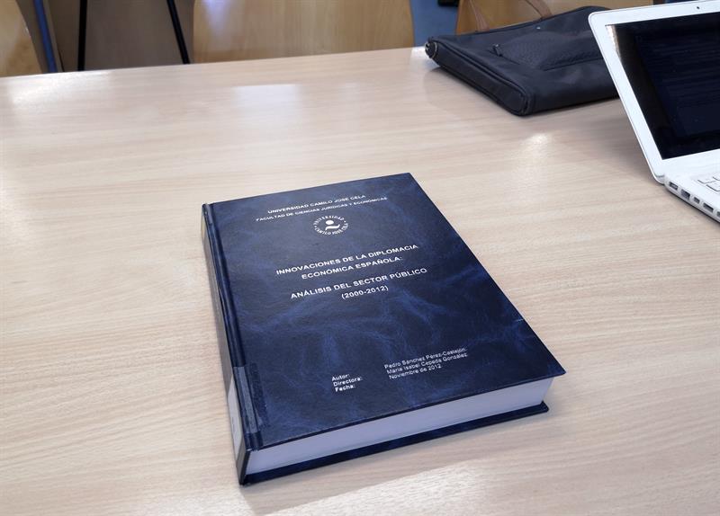 La directora de la tesis de Sánchez: "Le dedicó tiempo y no tuvo trato de favor" La directora de la tesis de Sánchez: "Le dedicó tiempo y no tuvo trato de favor"