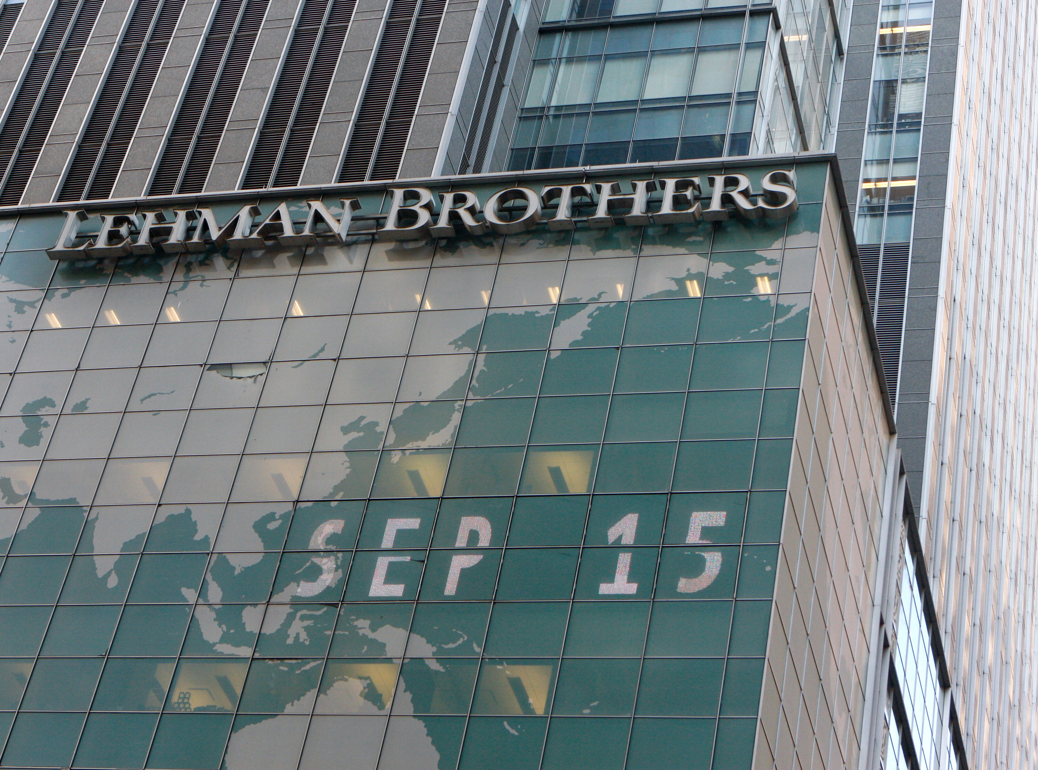 La quiebra de Lehman Brothers, diez años después la economía aún tiembla La quiebra de Lehman Brothers, diez años después la economía aún tiembla