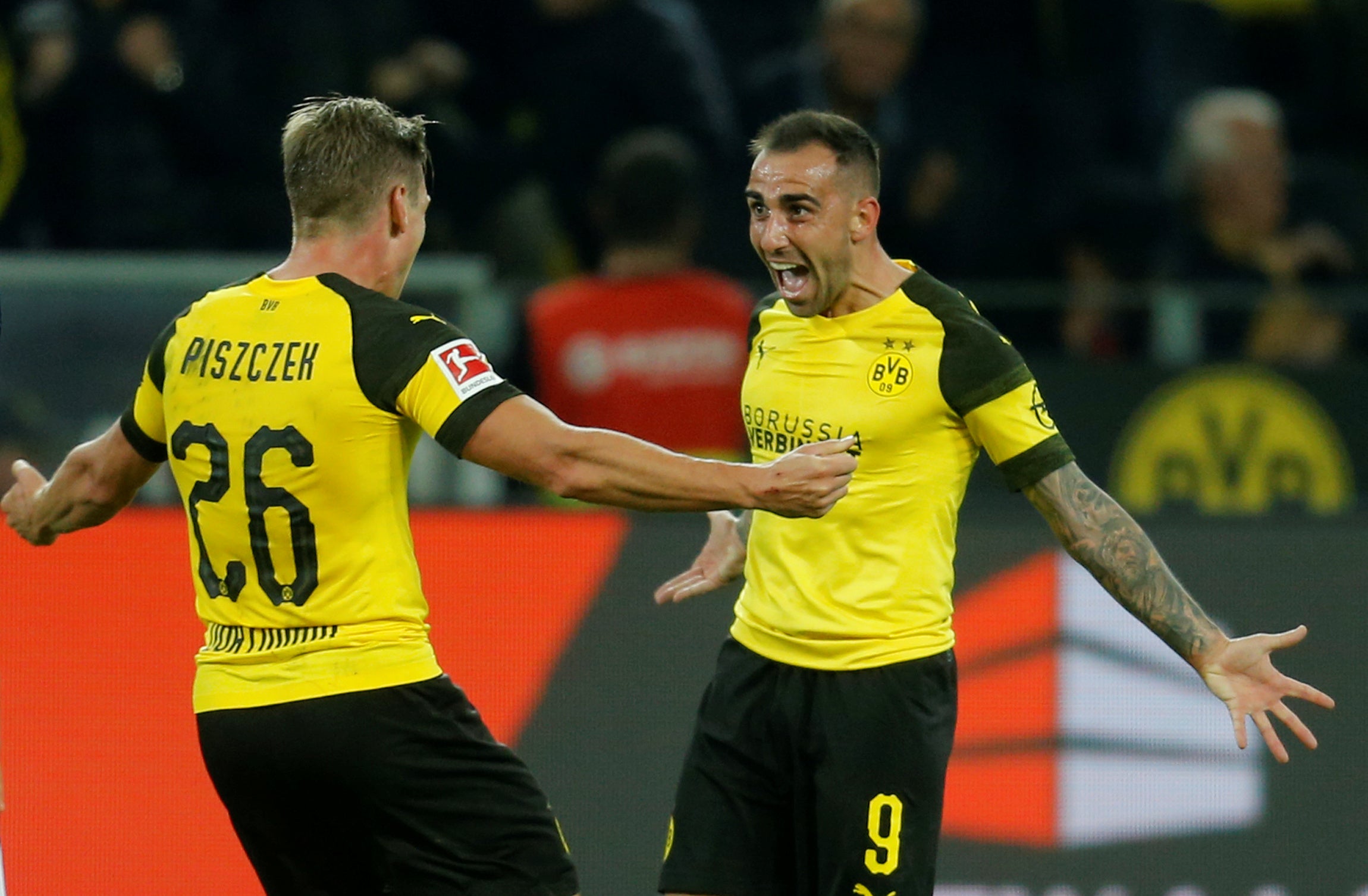 Paco Alcácer debuta con gol en la victoria del Borussia Dortmund ante el Eintracht Paco Alcácer debuta con gol en la victoria del Borussia Dortmund ante el Eintracht