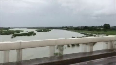 El tif&oacute;n Mangkhut pone en alerta el norte de Filipinas