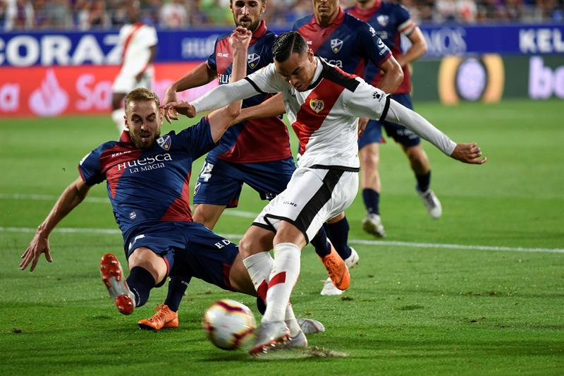 Raúl De Tomás: "Lopetegui quería que me quedara pero quise irme porque para crecer quería competir" Raúl De Tomás: "Lopetegui quería que me quedara pero quise irme porque para crecer quería competir"